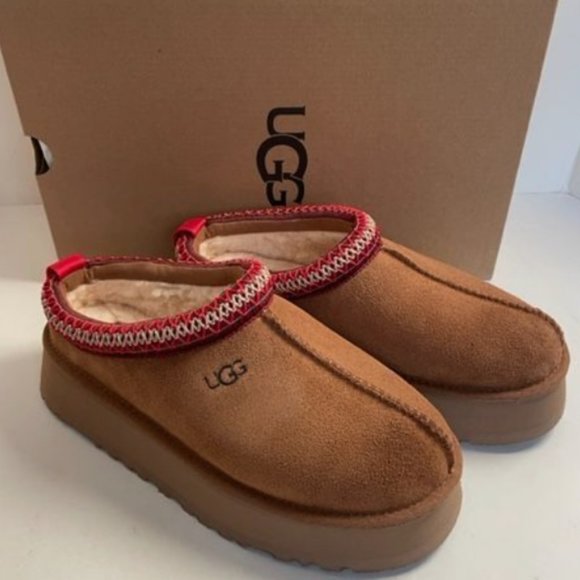 UGG Tazz Women's Size 9 Platform Slippers - Picture 1 of 5